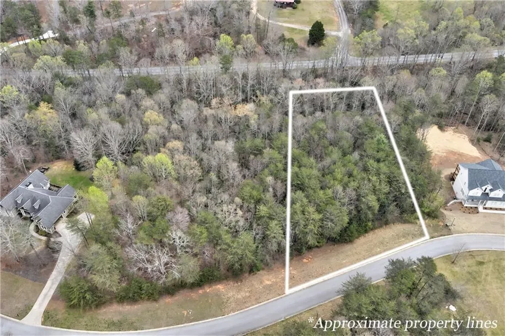 434 Beachwood Drive Cornelia, GA 30531