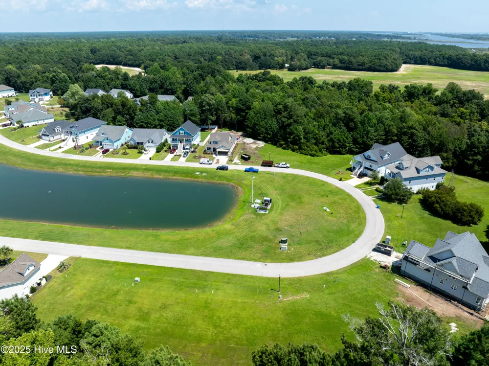 822 Lake Willow Way Holly Ridge, NC 28445
