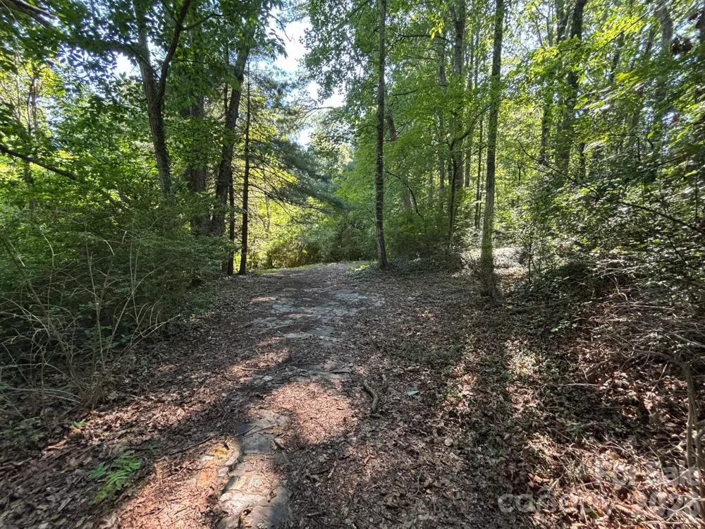 V/L Woodland Drive Marion, NC 28752