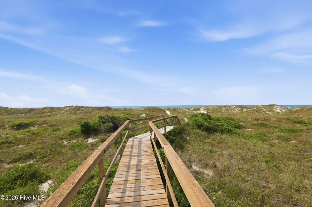 301 E Commerce Way Road #Sea Spray 358 Atlantic Beach, NC 28512