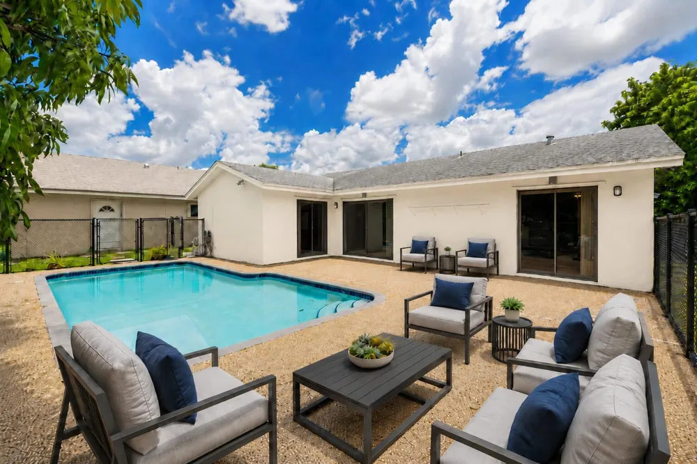 1541 SW 102nd Terrace Davie, FL 33324