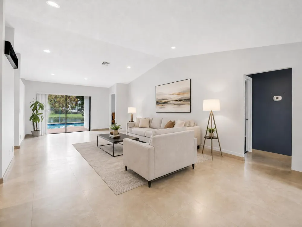 1541 SW 102nd Terrace Davie, FL 33324