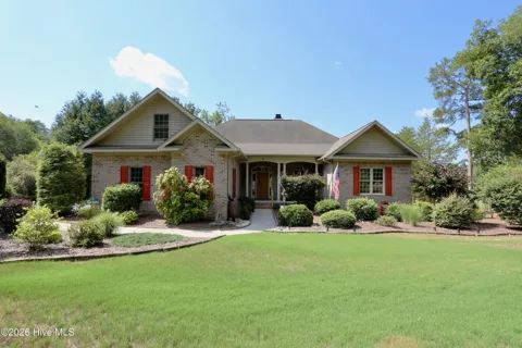 7 Bobolink Road
