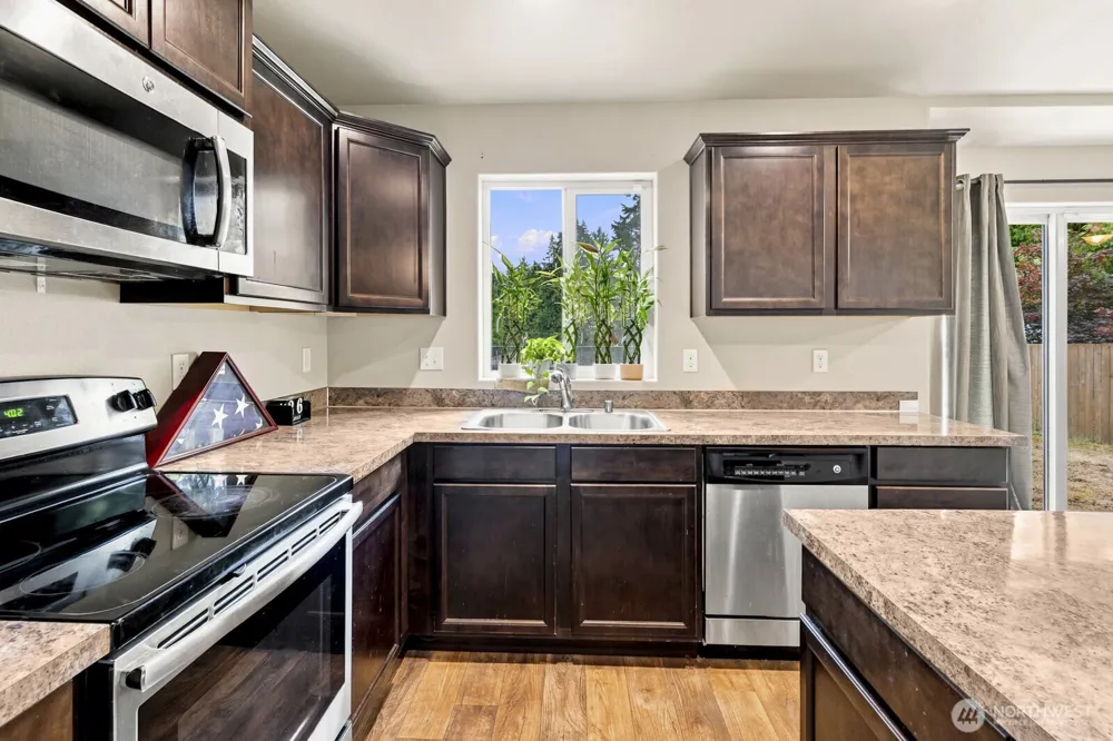 2315 SE Kelby Circle Port Orchard, WA 98366