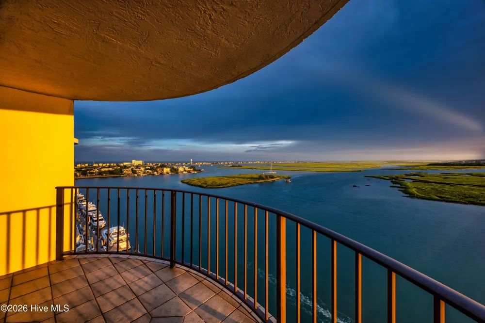 322 Causeway Drive #Ste 1106 & 1107 Wrightsville Beach, NC 28480