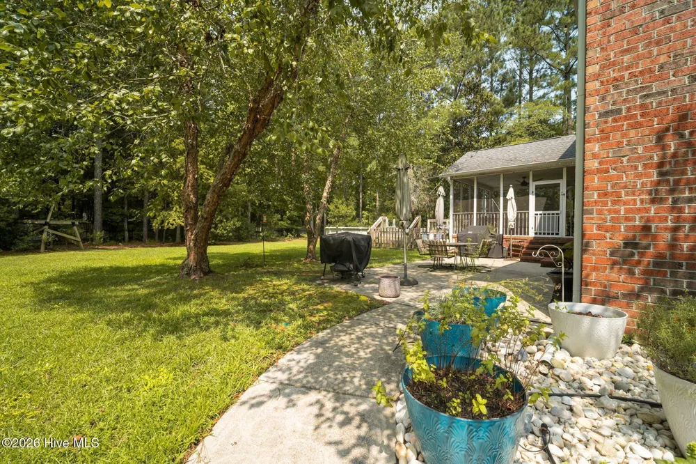 2003 Grenville Court Trent Woods, NC 28562