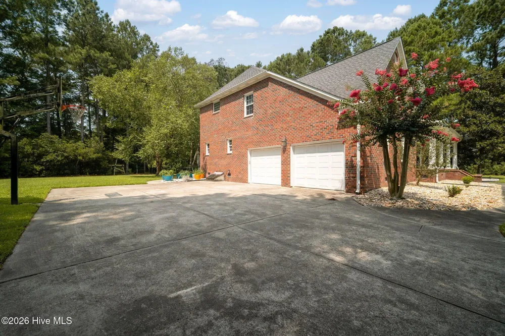 2003 Grenville Court Trent Woods, NC 28562