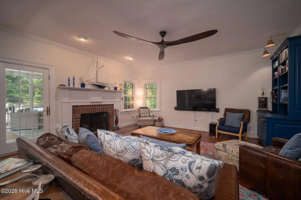 2003 Grenville Court Trent Woods, NC 28562