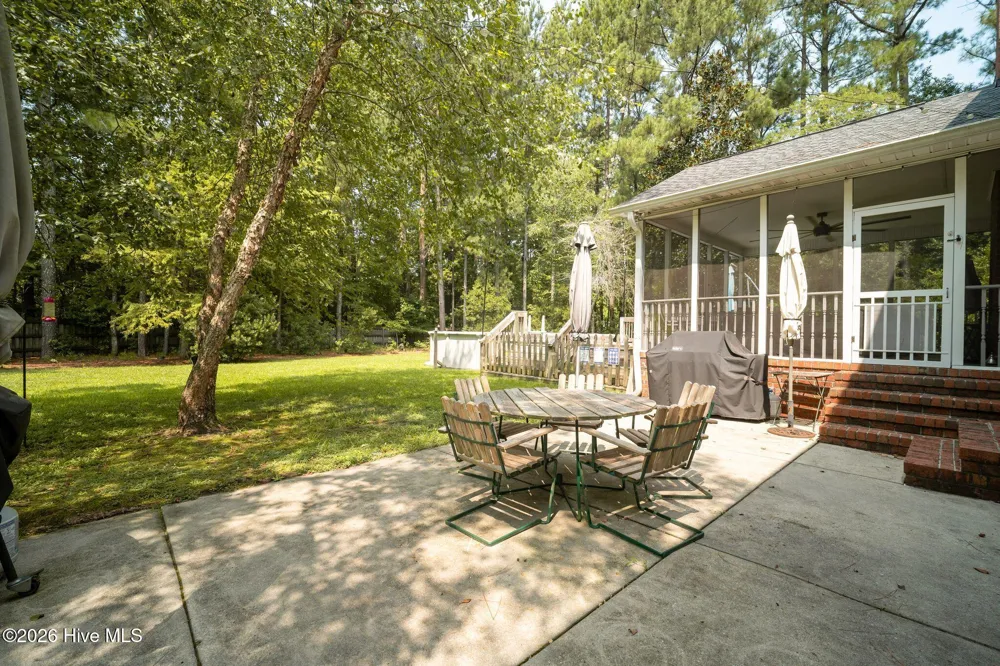 2003 Grenville Court Trent Woods, NC 28562