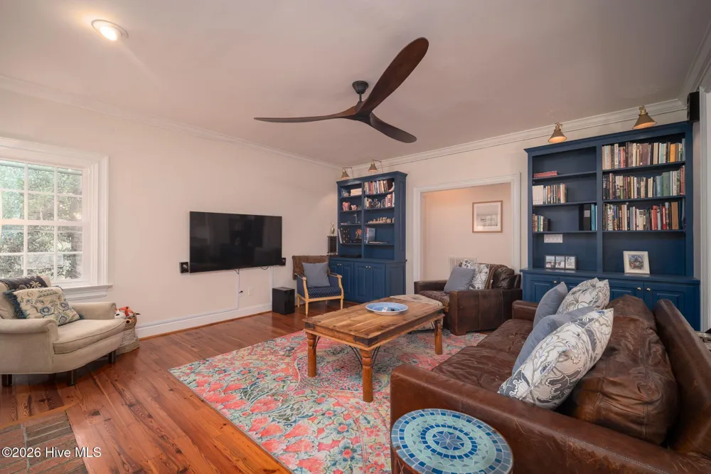 2003 Grenville Court Trent Woods, NC 28562