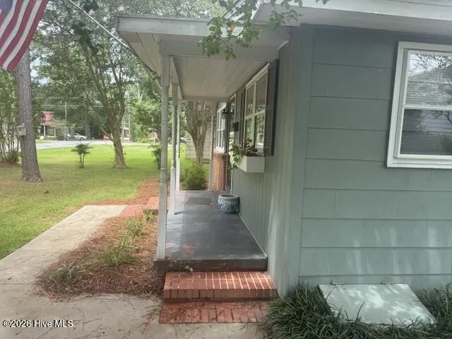 507 E 3rd Avenue Chadbourn, NC 28431