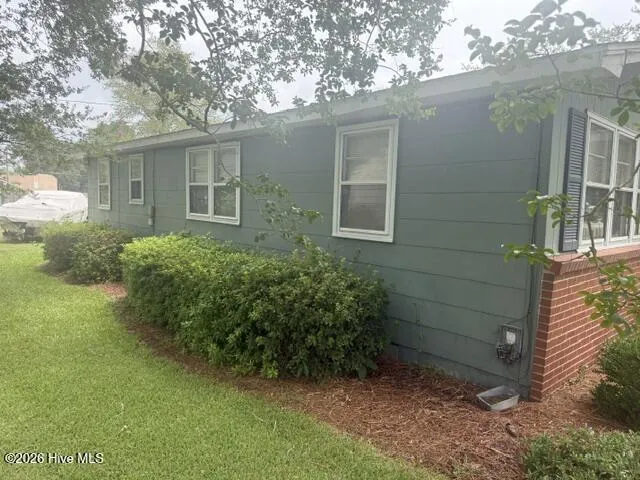 507 E 3rd Avenue Chadbourn, NC 28431