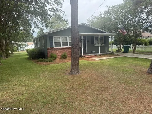 507 E 3rd Avenue Chadbourn, NC 28431
