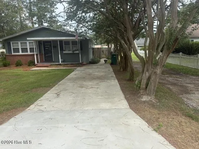 507 E 3rd Avenue Chadbourn, NC 28431