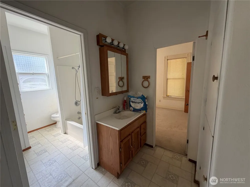 203 E Patit Street Dayton, WA 99328