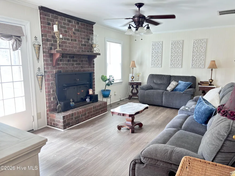 247 Vaughans Creek Road Murfreesboro, NC 27855