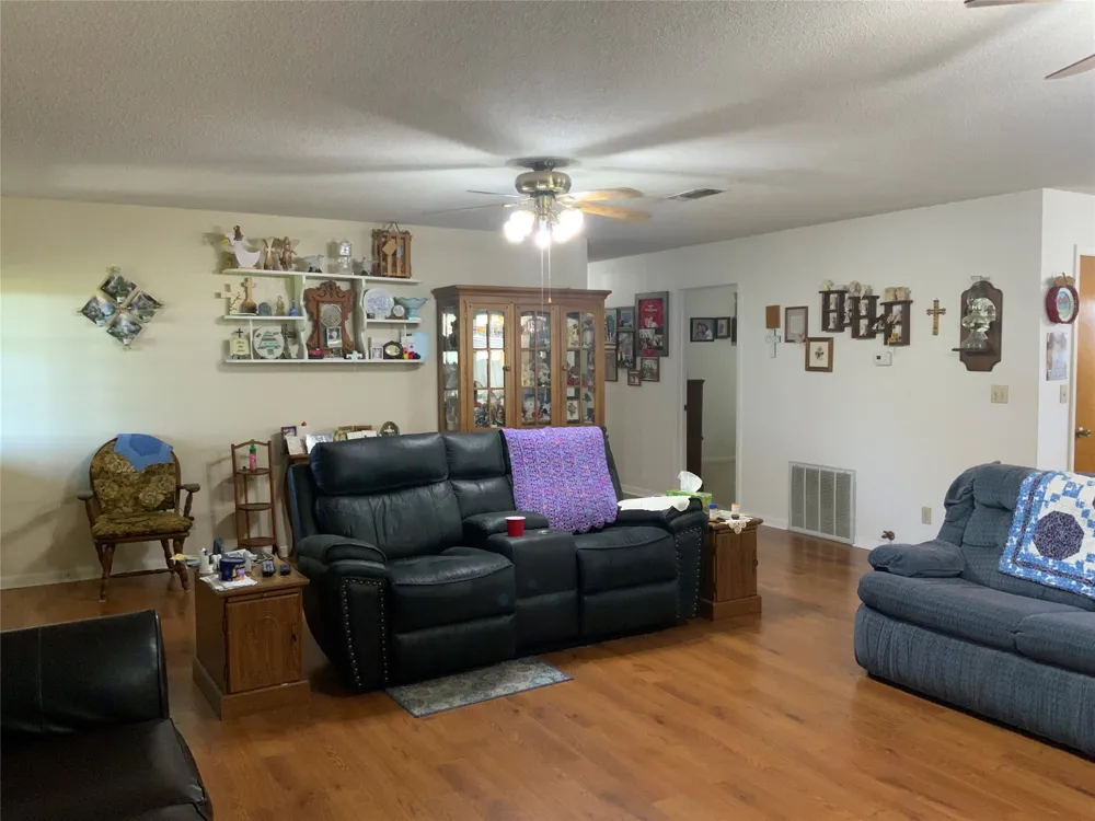 600 County Road 107 Sidney, TX 76474