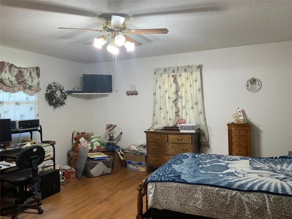 600 County Road 107 Sidney, TX 76474