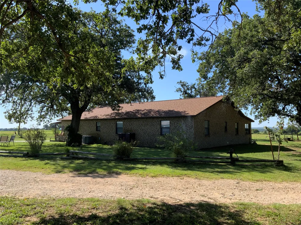 600 County Road 107 Sidney, TX 76474