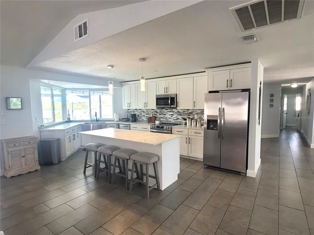 5717 SEABREEZE DRIVE Port Richey, FL 34668