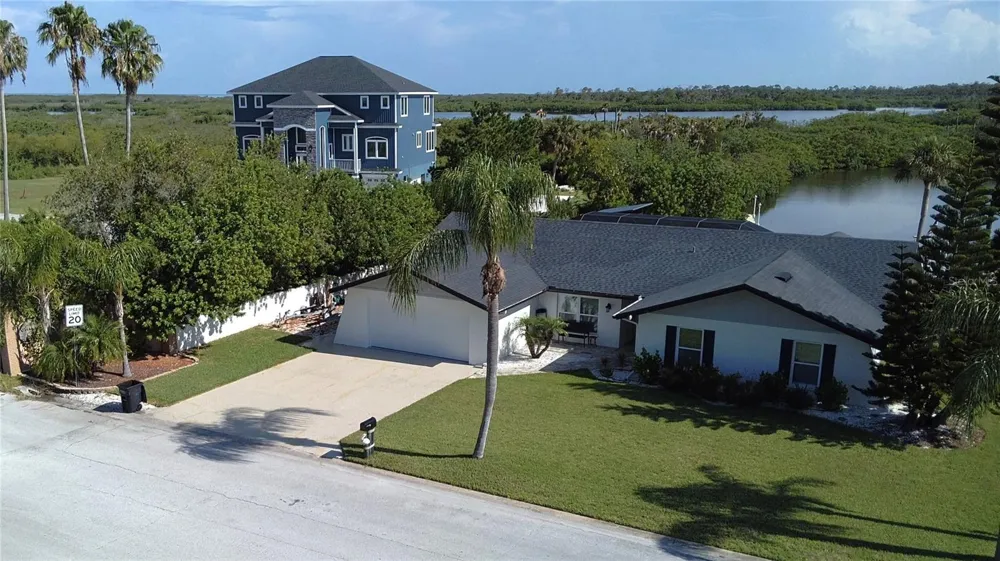 5717 SEABREEZE DRIVE Port Richey, FL 34668