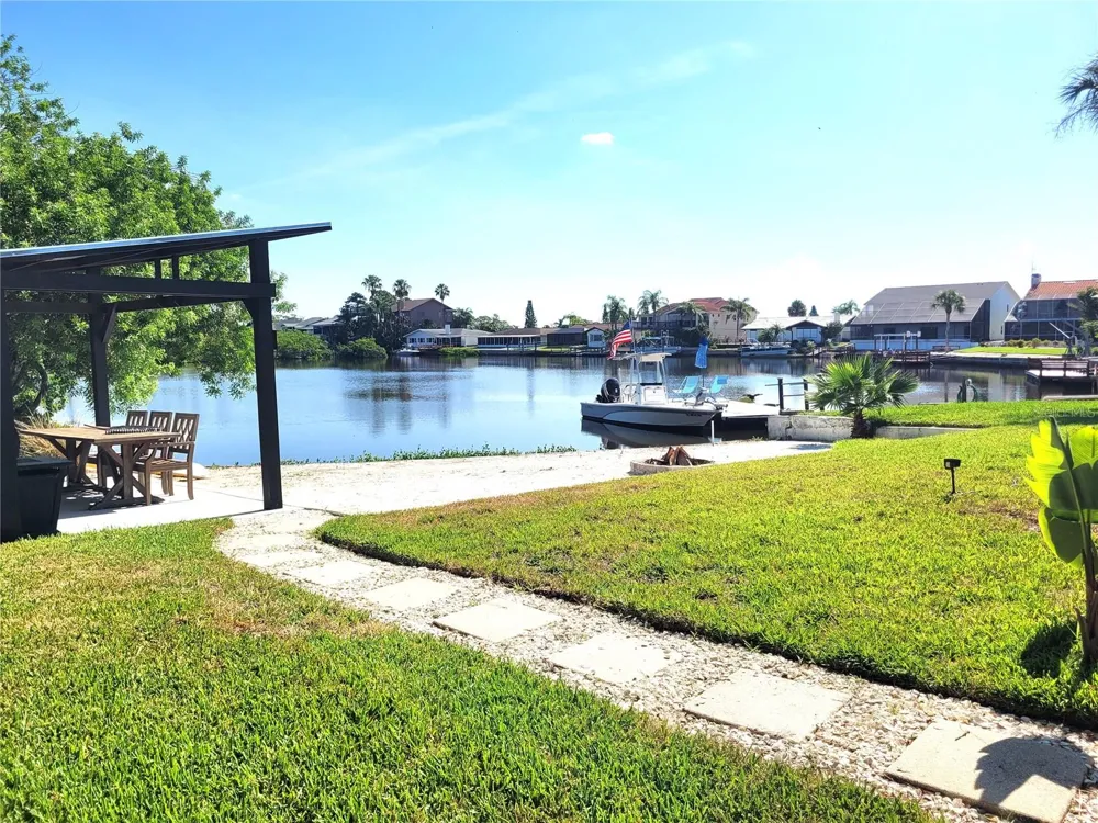 5717 SEABREEZE DRIVE Port Richey, FL 34668