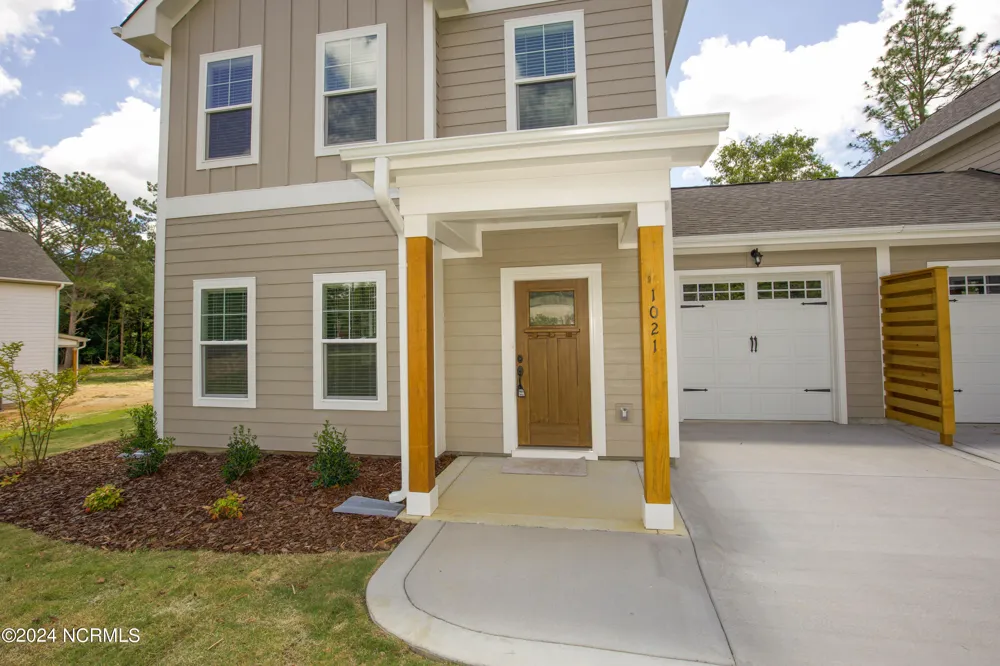 1021 Juniper Lake Road West End, NC 27376