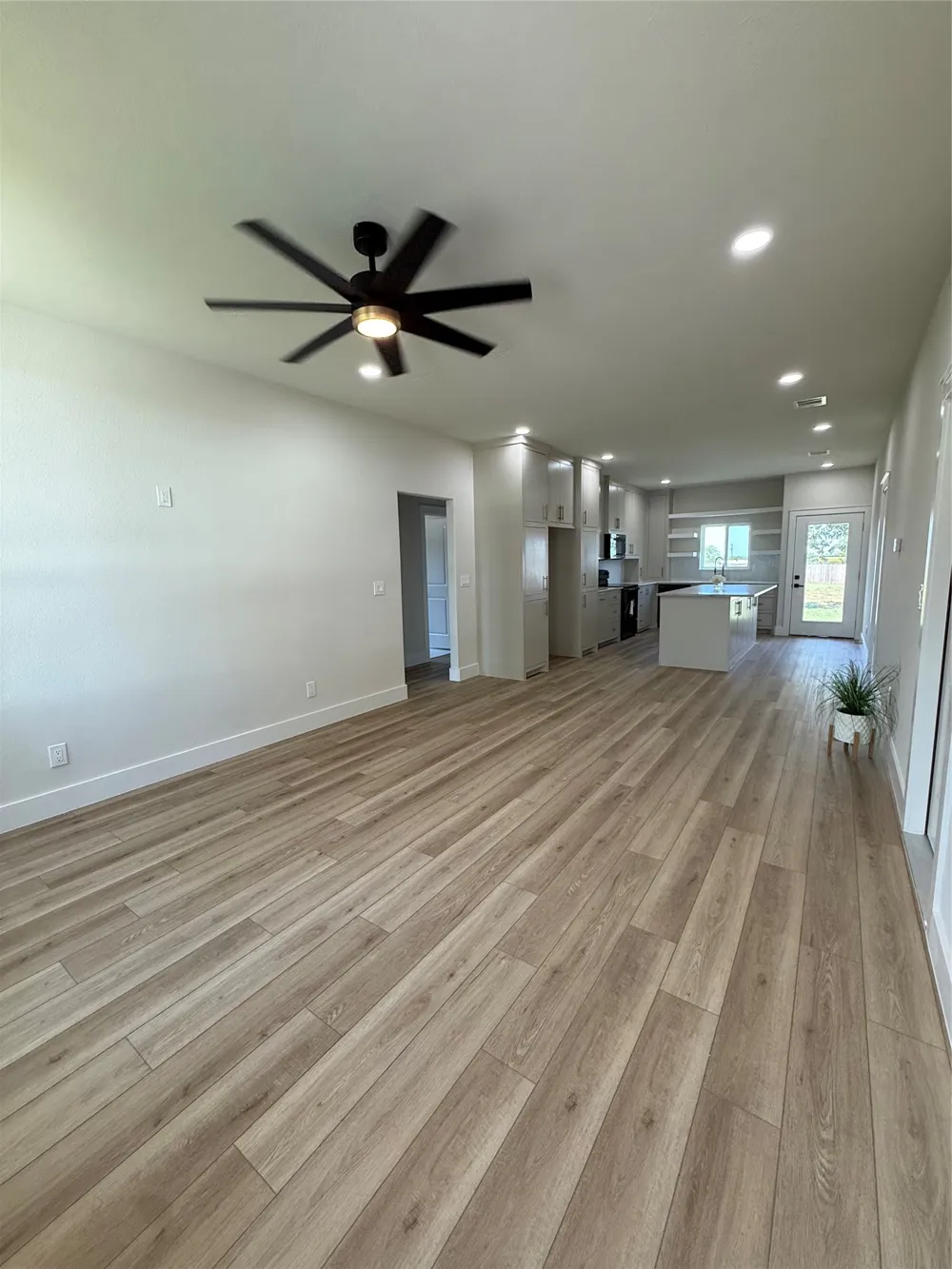 413 N Cleburne Whitney Rd Rio Vista, TX 76093