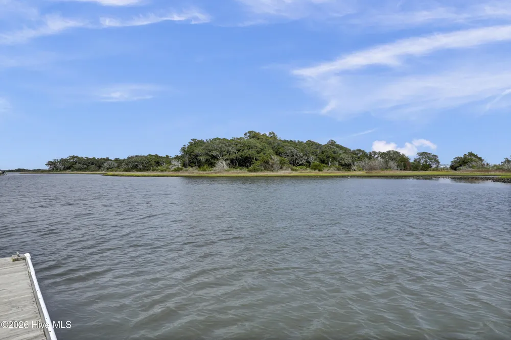 302 Vesta Court Surf City, NC 28445