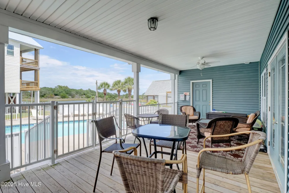 302 Vesta Court Surf City, NC 28445