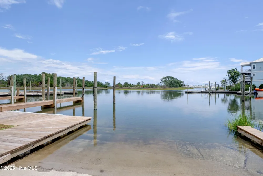 302 Vesta Court Surf City, NC 28445