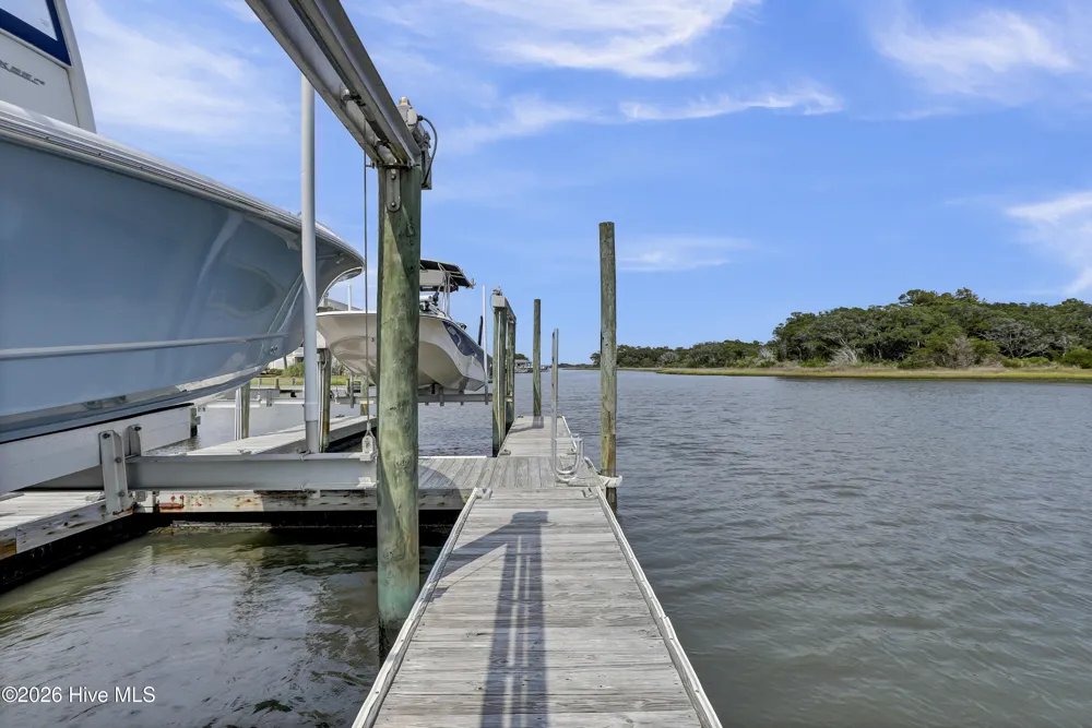 302 Vesta Court Surf City, NC 28445