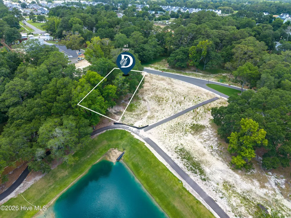 126 E Wayfinder Lane Hampstead, NC 28443