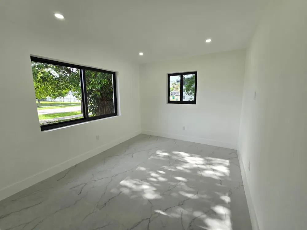 20520 NW 26TH COURT Miami Gardens, FL 33056