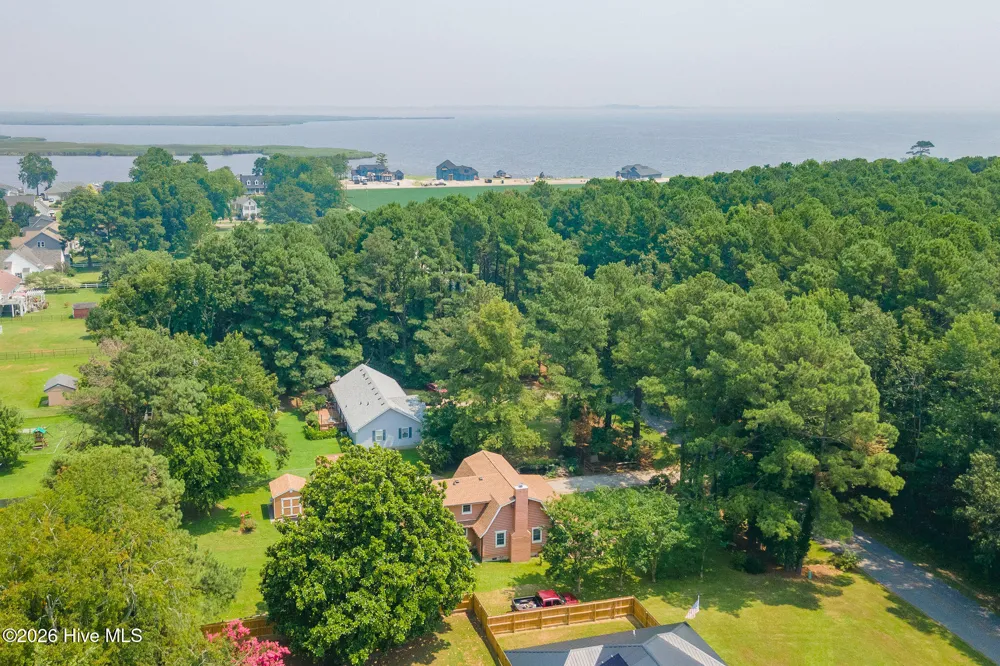 187 Launch Landing Road Moyock, NC 27958