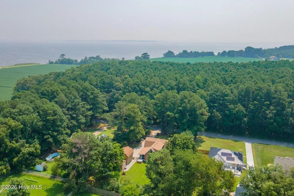 187 Launch Landing Road Moyock, NC 27958