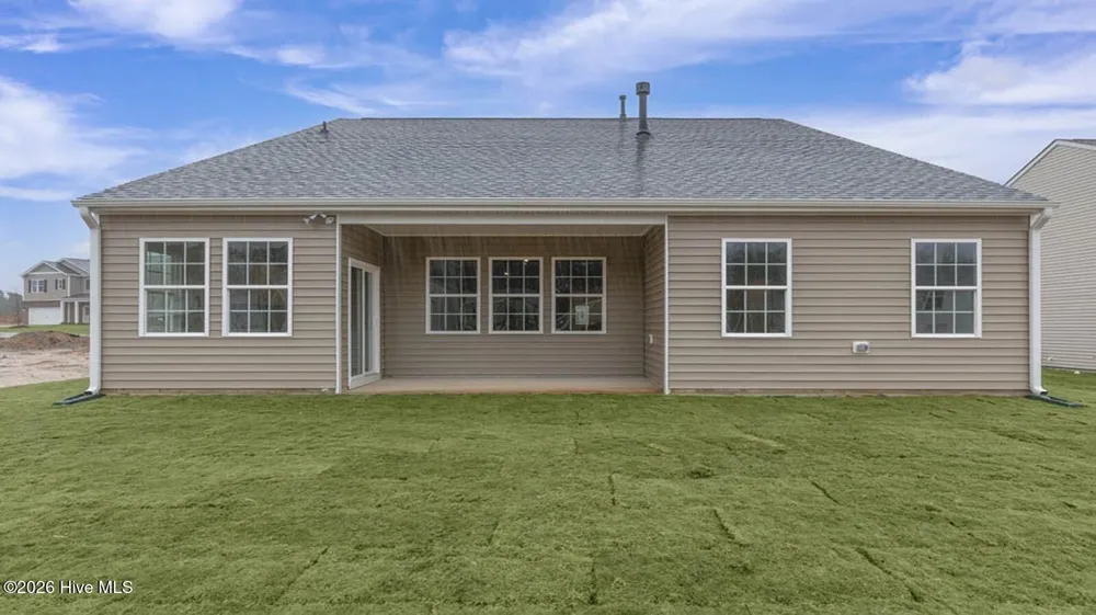 1094 Aviator Lane Ayden, NC 28513