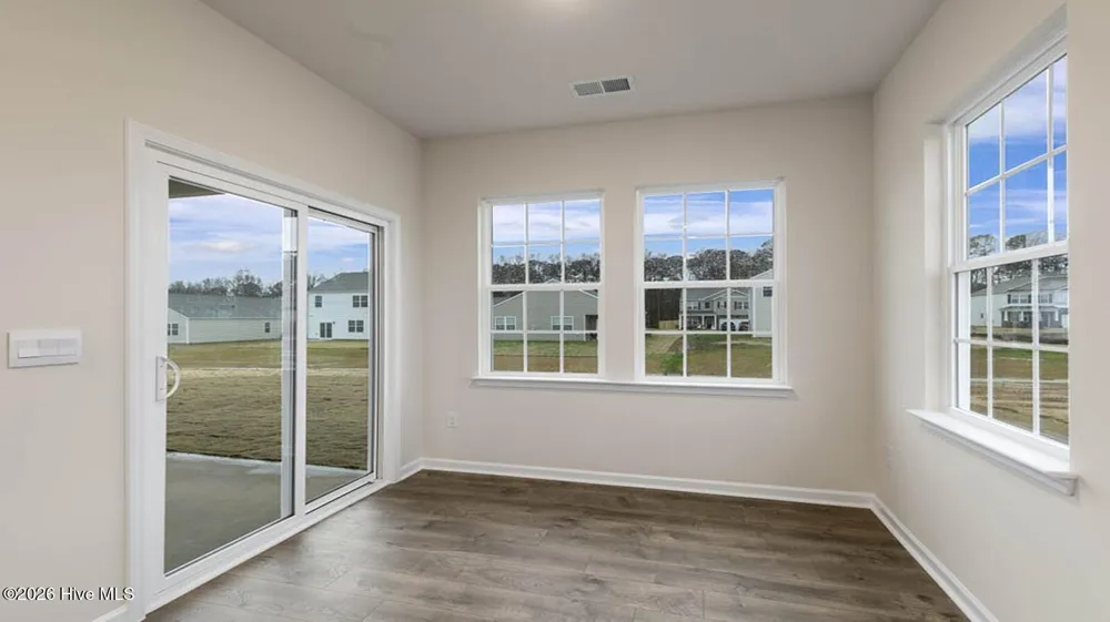 1094 Aviator Lane Ayden, NC 28513