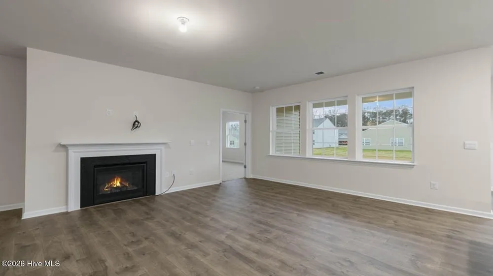1094 Aviator Lane Ayden, NC 28513