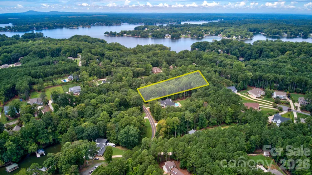 512 Kenway Loop Mooresville, NC 28117