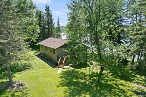 5163 Howard Lake Trail NW