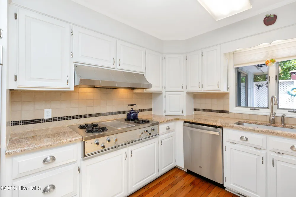 135 Devonshire Avenue W West End, NC 27376