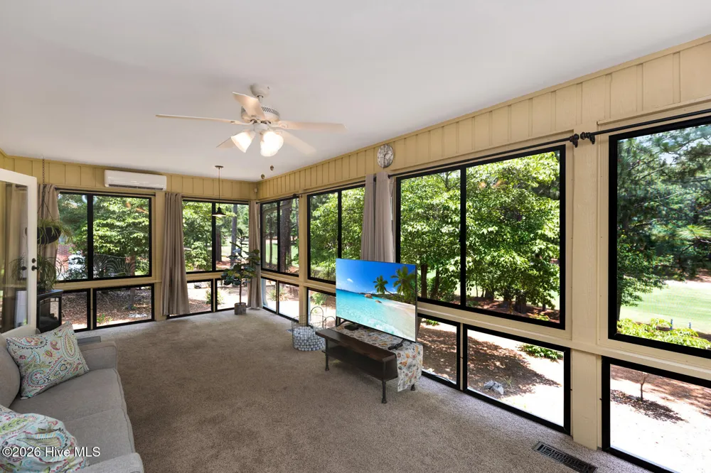 135 Devonshire Avenue W West End, NC 27376