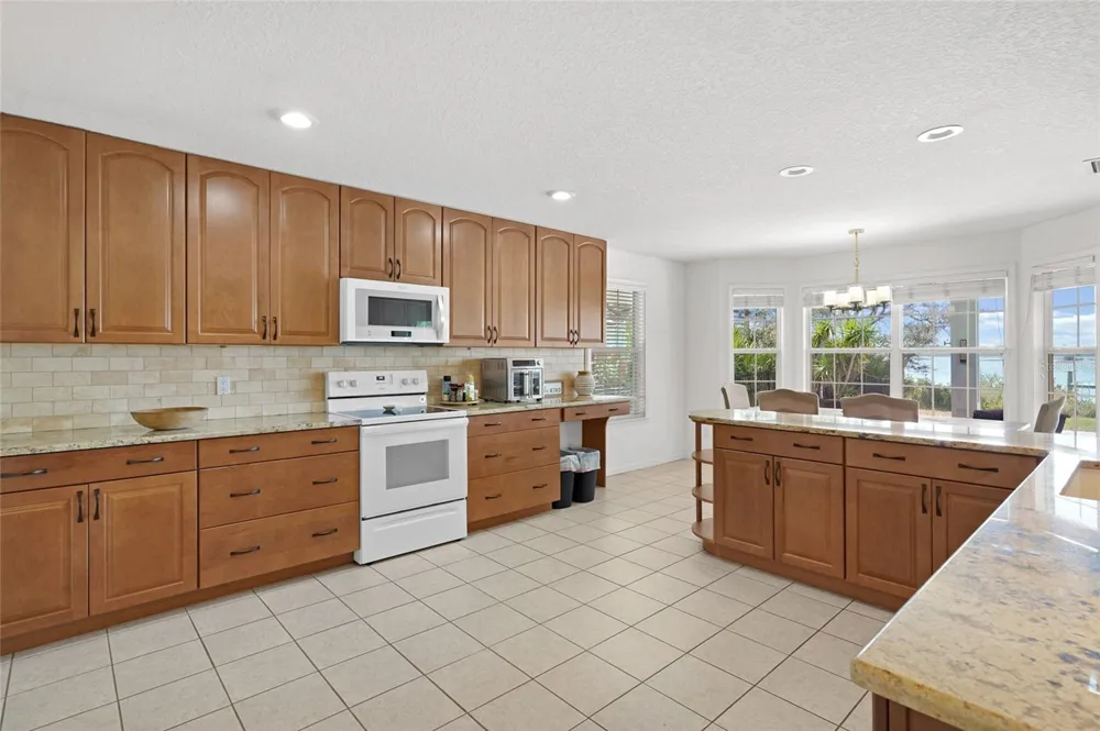 7101 MIDDLETON AVENUE St Augustine, FL 32080