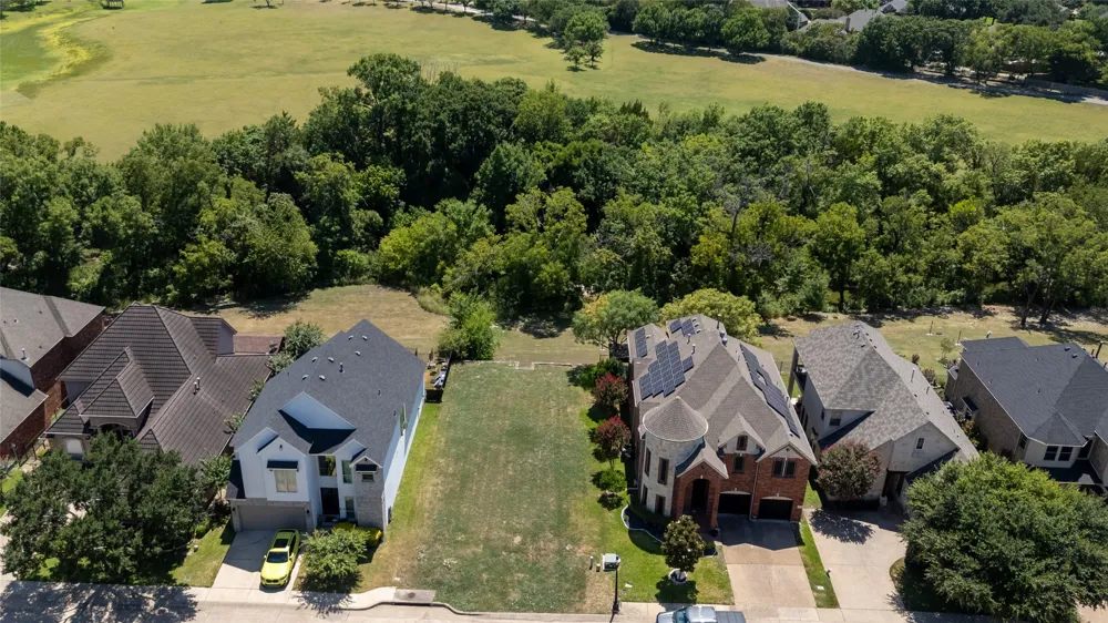 916 Saint George Place DeSoto, TX 75115
