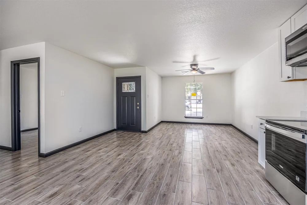 2915 Avenue O Nederland, TX 77627