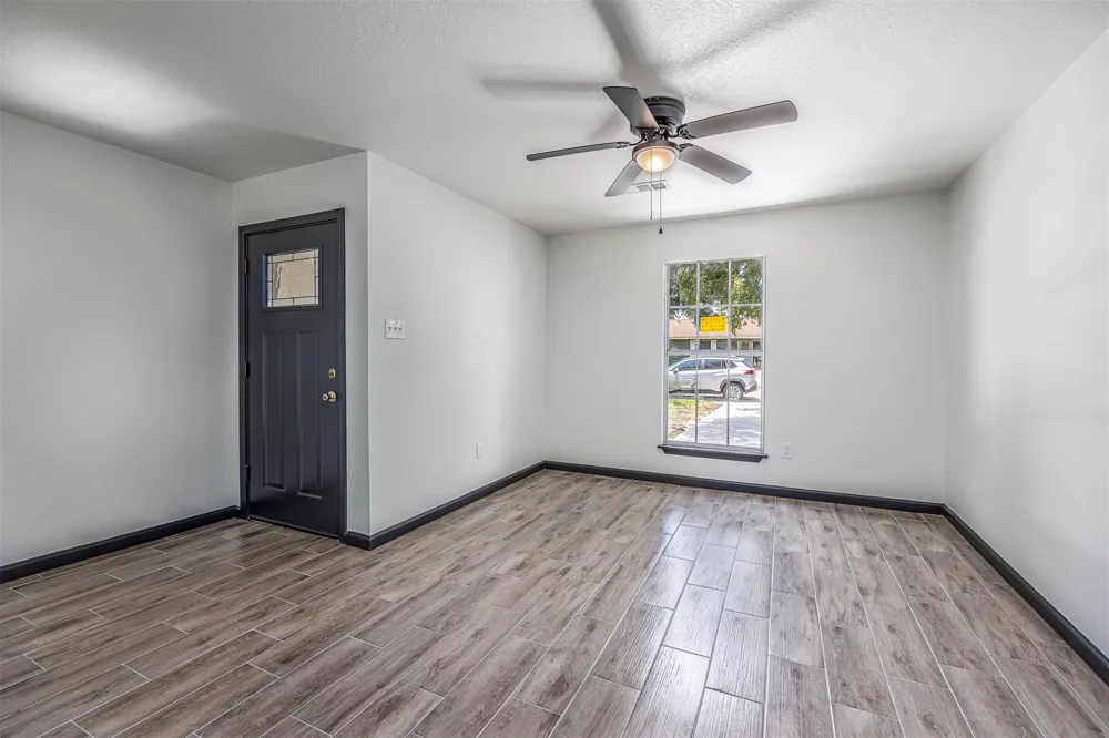 2915 Avenue O Nederland, TX 77627