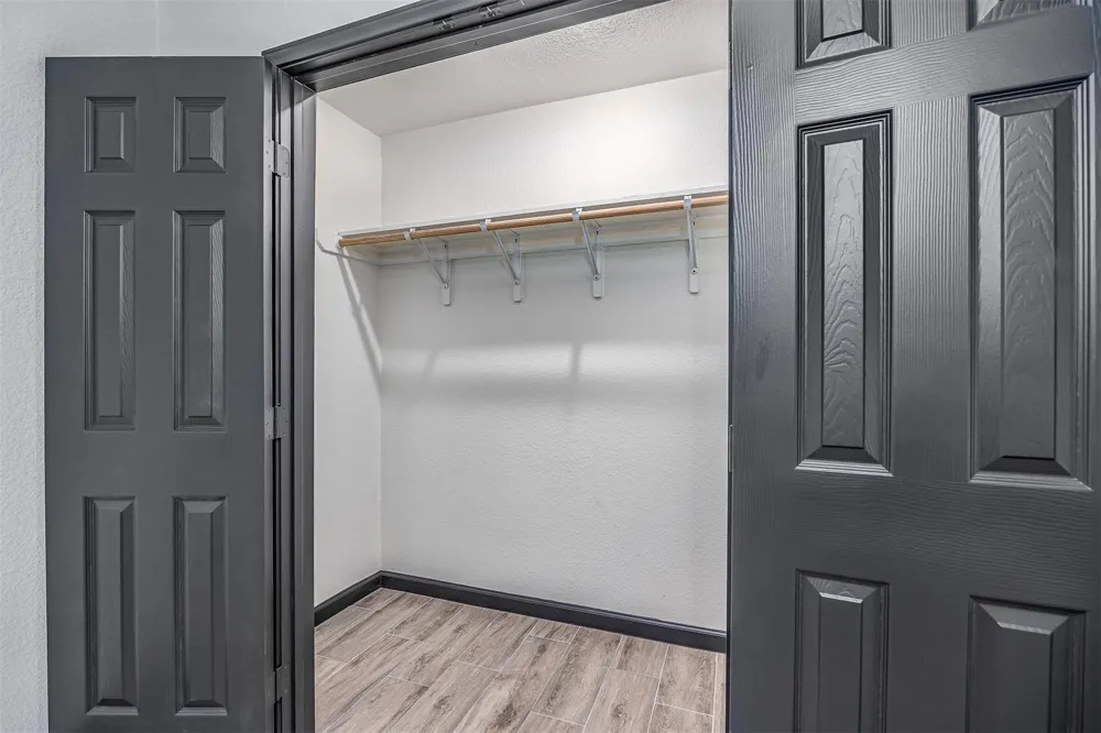 2915 Avenue O Nederland, TX 77627