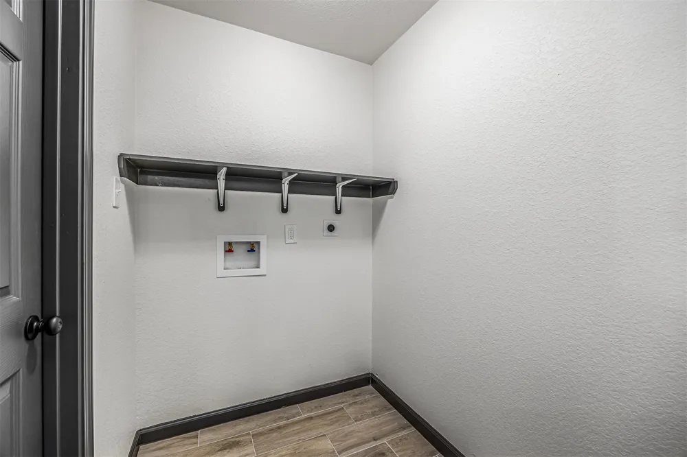 2915 Avenue O Nederland, TX 77627