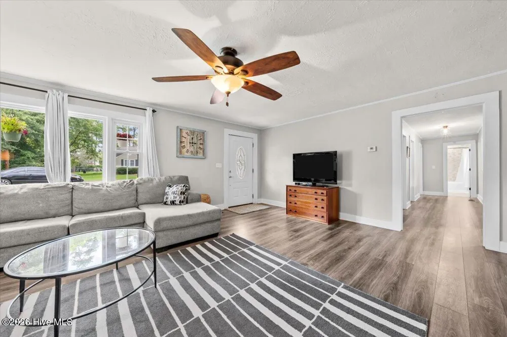 202 Walnut Avenue Hamlet, NC 28345